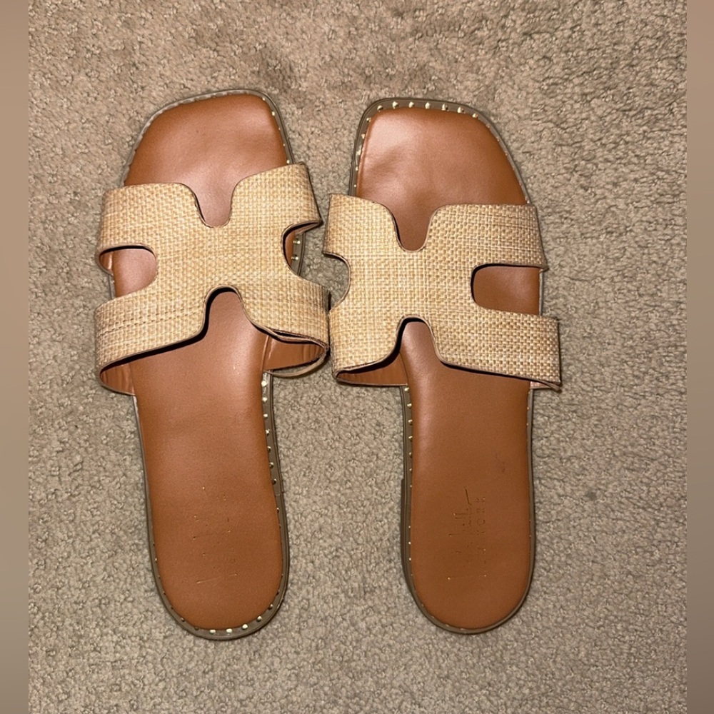 Nicole Miller New York Stylish Tan and Brown Women's Sandals